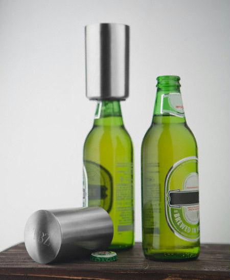 Personalized Leonardo deCapper Bottle Opener