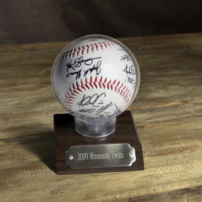 Chicago Cubs Team Autographed Baseball in Case