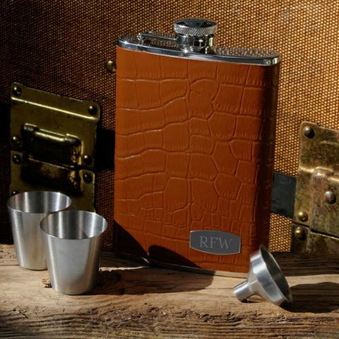 Personalized Tycoon Leather Flask Set